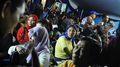 Buruh migran Indonesia diperlakukan tak manusiawi dalam proses deportasi dari Malaysia