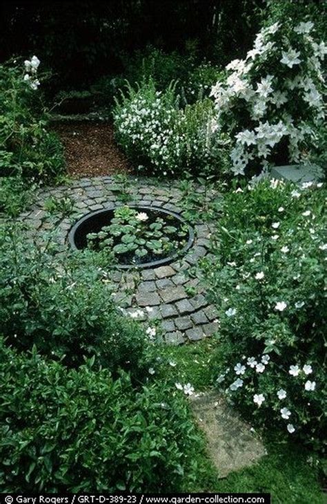 16+ Elegant Moon Garden Designs ~ Danielle Finch