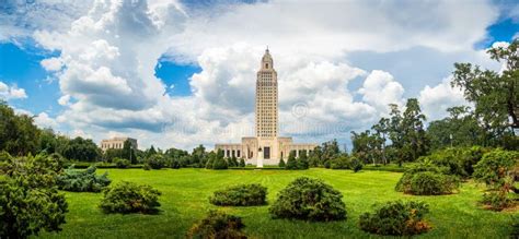 Louisiana State Capitol Building and Park Stock Photo - Image of downtown, baton: 126454618