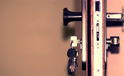 How Patio Door Locks Work – Captain Patio
