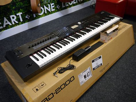 Roland RD-2000 Stage Piano w/Box - 2nd Hand | Rich Tone Music