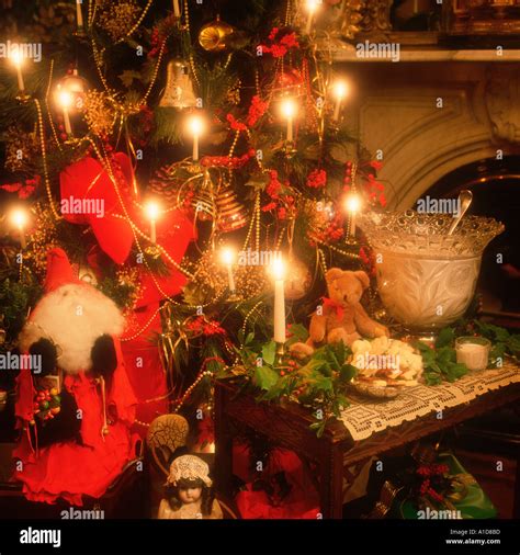 Victorian Christmas scene Stock Photo - Alamy