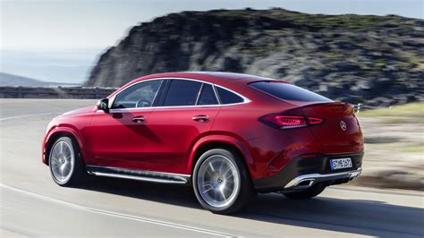 2021 Mercedes-Benz GLE Coupe dials up the style, luxury