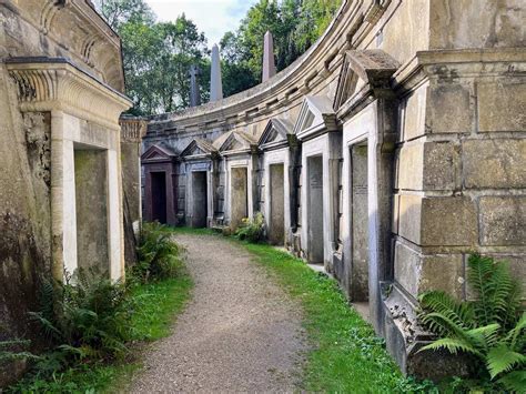 10 Highlights Of Highgate Cemetery - Living London History