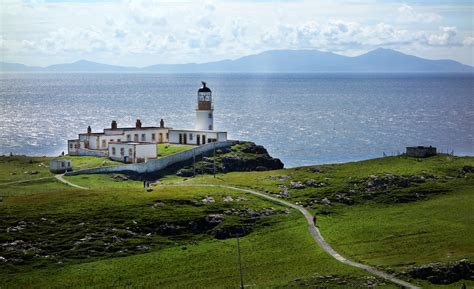 Neist Point Lighthouse Scotland / You can see why i have had nothing but failed attempts so far;