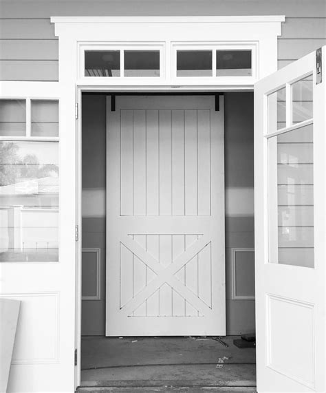 12 Likes, 5 Comments - K Giumelli ~ Hamptons On Haven (@gmellidesign) on Instagram: “Barn door ...