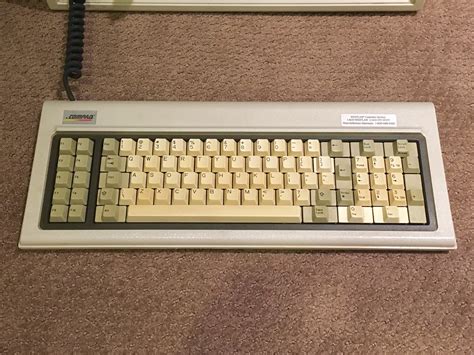 Compaq Portable keyboard from 1986, found in my basement ...