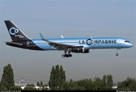 F-HCIE La Compagnie Boeing 757-204(WL) Photo by Jost Gruchel | ID 878584 | Planespotters.net