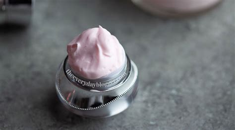 DIY Wrinkle Cream that Works - The Everyday Blogger