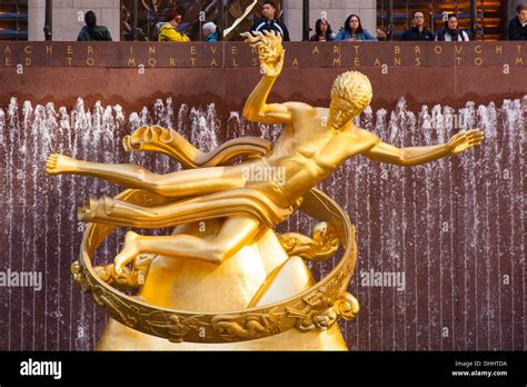 Statue of Prometheus at the Rockefeller Center, New York City, United ...