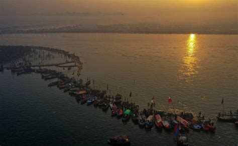 Thousands of devotees throng Sangam in Prayagraj to take holy dip in Ganga on 'Paush Purnima ...