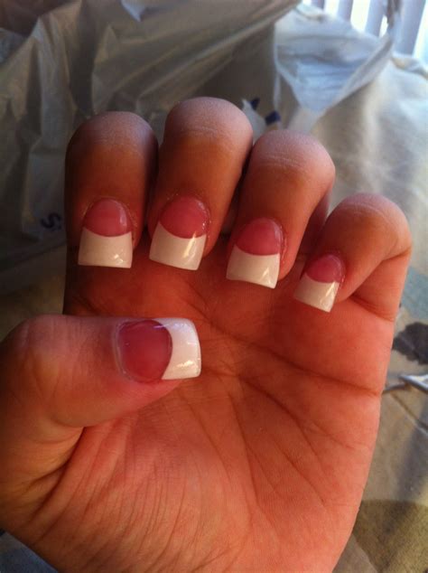 Pink and white full set. LOVE! #pinkandwhite #fullset #acrylics #nails ...