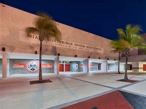 Miami Southridge Senior High School Tech Lab on Behance