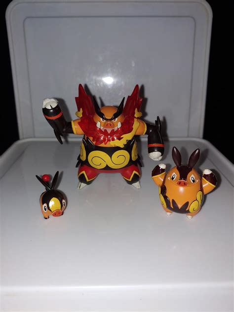 Tepig evolution plamo pokemon bandai, Hobbies & Toys, Toys & Games on ...