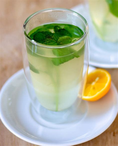 Lemon Mint Tea | DIVERSE DINNERS | Recipe | Lemon mint, Mint tea, Mint