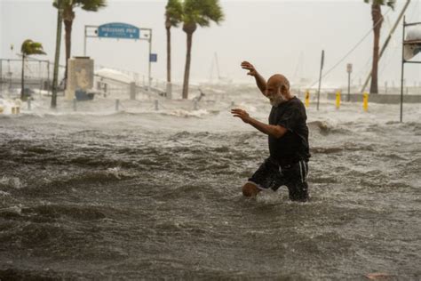 PHOTOS: Helene brings flooding, damage as storm barrels ahead ...