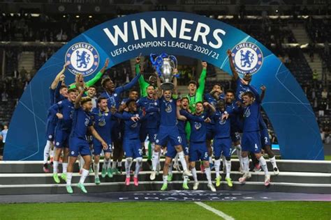 Chelsea Lift Champions League Trophy After Downing Man City - The ...