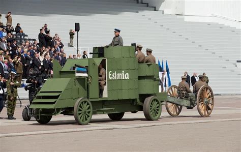 Why do Estonians celebrate midsummer on 23 June?