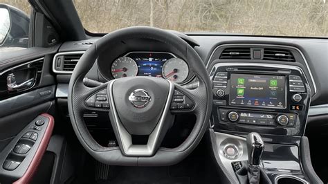 2021 Nissan Maxima 40th Anniversary Edition Road Test Review | Autoblog