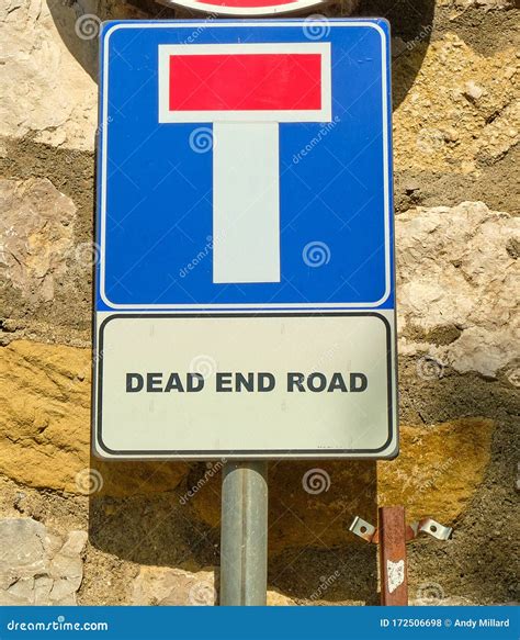 Dead End Road sign stock photo. Image of traffic, italy - 172506698