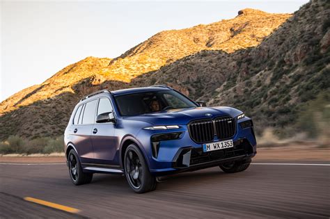 BMW X7 adds horsepower, tech upgrades | Automotive News Europe