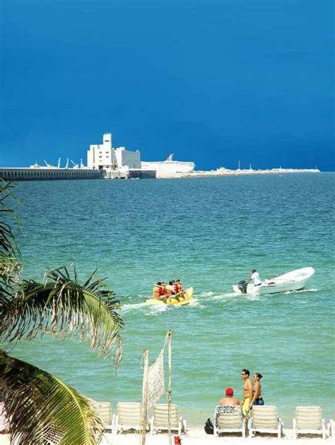 Progreso, Mexico-biggest party of life with all my friends on a private beach resort! 2010 ...