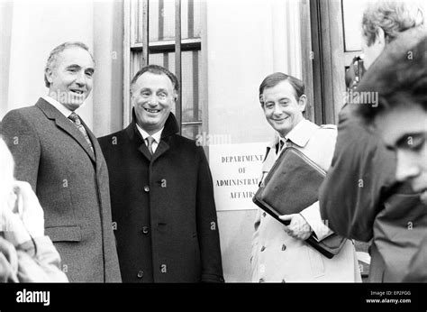 Nigel hawthorne yes minister Black and White Stock Photos & Images - Alamy