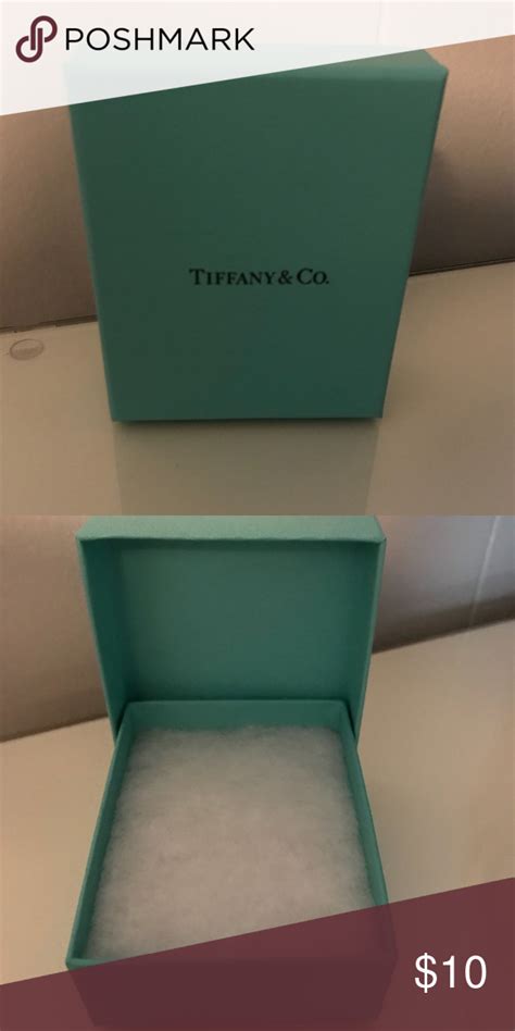 Necklace Box Tiffany & Co. necklace box Tiffany & Co. Accessories | Necklace box, Tiffany & co ...