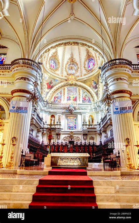 Guadalajara, Mexico, Cathedral interior Stock Photo - Alamy