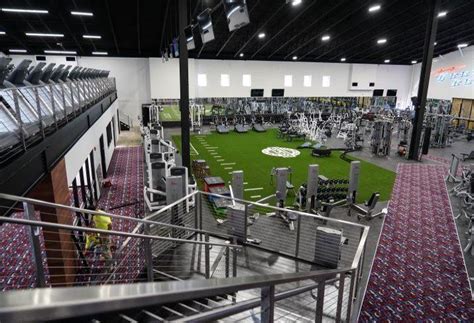 Merriam & Shawnee Gym | Genesis Health Clubs Kansas City Area