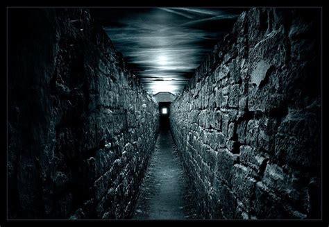 Dark tunnel Creepy Pictures, Ghost Hunting, Dark Places, Haunted Places, Ghost Stories, Mey ...