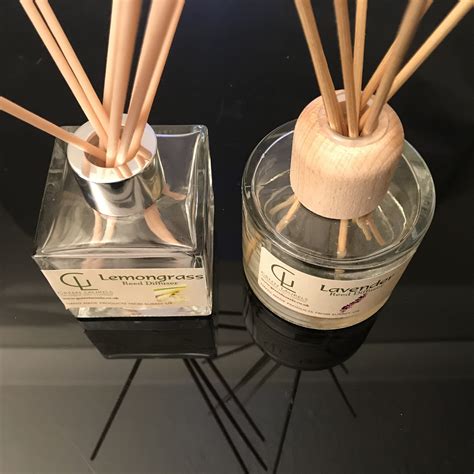 Reed Diffuser – Long lasting – Oil based – Green Laurels