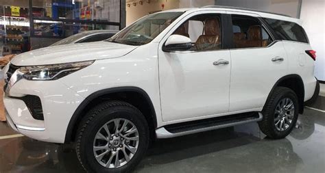 Toyota Fortuner Legender 2023 Price in Pakistan, Review, Full Specs, Images