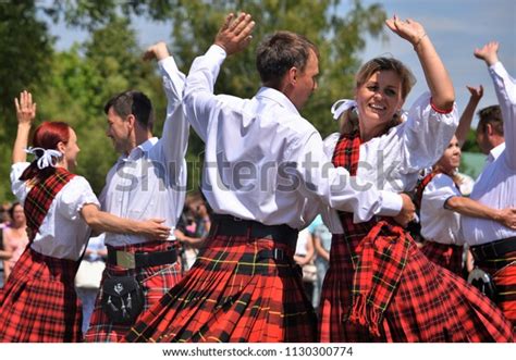 Scottish Dance National Costumes Traditions Kilt Stock Photo 1130300774 ...