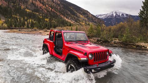 Specs Showdown: 2018 Jeep Wrangler Rubicon vs. Ford F-150 Raptor vs ...