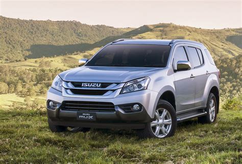 2017 Isuzu MU-X arrives in Australia, gets 6sp, Euro 5 engine | PerformanceDrive