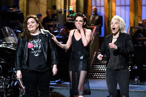 Kristen Stewart says 'f---ing' during 'SNL' monologue