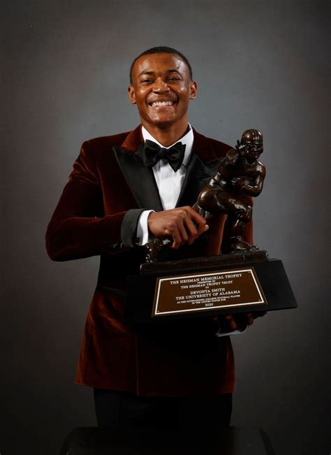 Heisman Trophy: Alabama’s DeVonta Smith becomes 1st receiver to win in ...