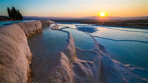 Pamukkale, Natural Hot Spring Pools in Turkey - Traveldigg.com