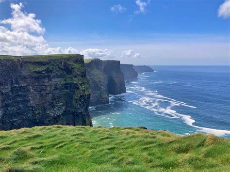 The Cliffs of Moher [1600x2000] - Nature/Landscape Pictures