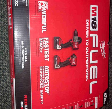 Milwaukee M18 FUEL 18V Hammer Drill/Impact Combo | Power Tools | London | Kijiji