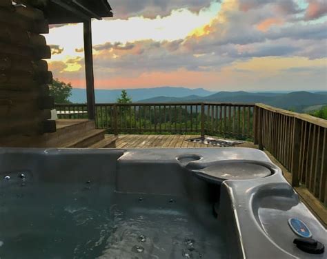 10 Best Cabins With Hot Tubs In Virginia, USA - Updated 2021 | Trip101