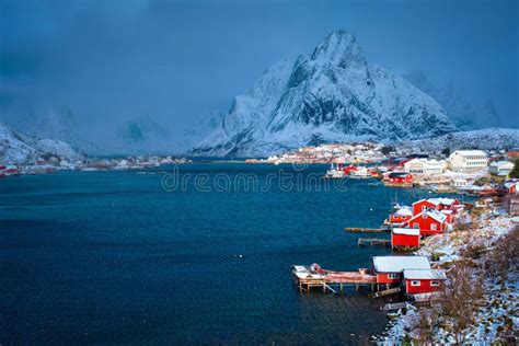 Reine Fishing Village, Norway Stock Photo - Image of nordland, transport: 135218336