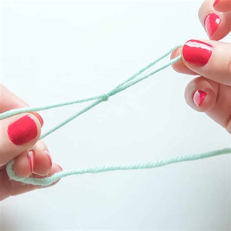 How to Make a Slip Knot in Crocheting |1. Easy For Beginners