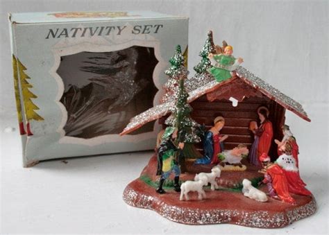 Vintage Miniature Plastic Nativity Scene Set with Original Box