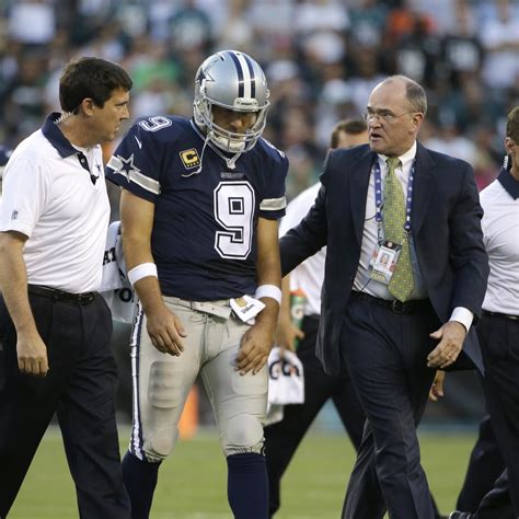 Tony Romo Injury: Twitter Reacts to Cowboys Star Breaking Clavicle ...