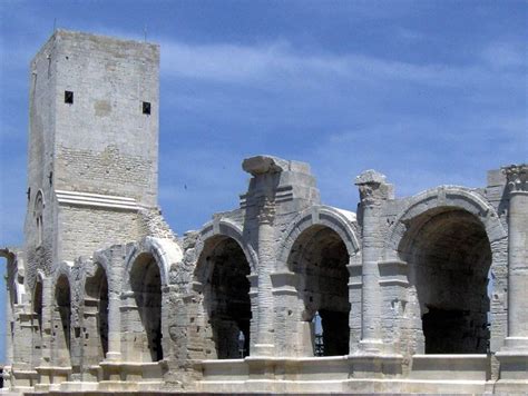 Top 8 Interesting Facts about the Arles Amphitheatre