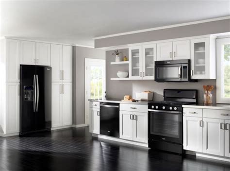 Decorating around black appliances