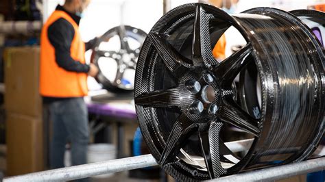 Do Carbon Fiber Wheels Improve EV Efficiency and Range?