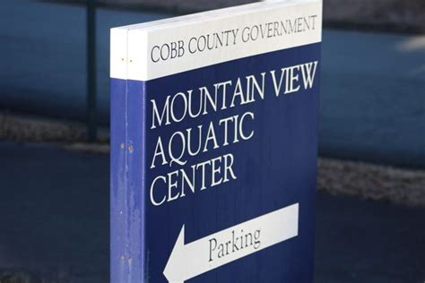 MOUNTAIN VIEW AQUATIC CENTER - Updated December 2024 - 23 Photos - 2650 ...